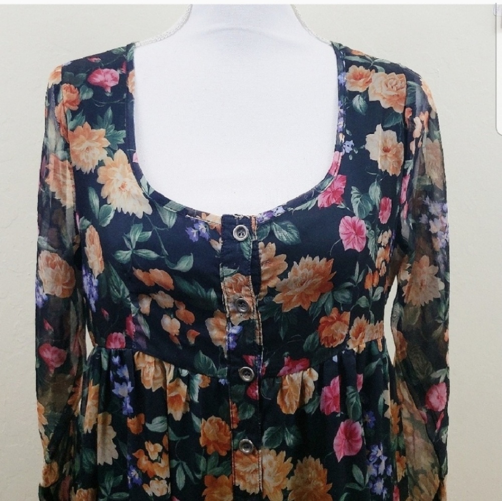 Mink Pink | Floral Sheer Sleeve Dress - Picture 3 of 6